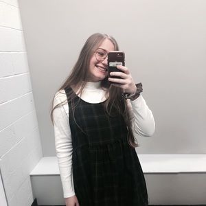 Meet your Posher, Aviva